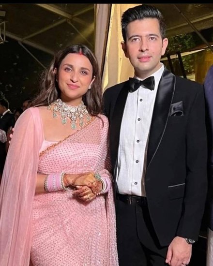 parineeti chopra wedding photo 