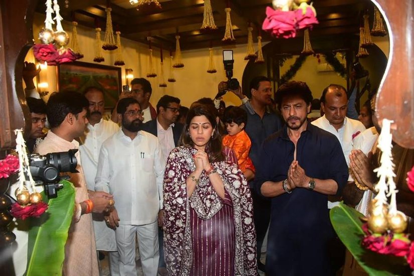 Shahrukh KHan and Pooja Dadlani