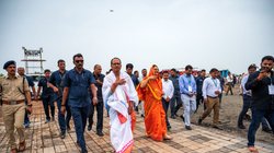 MP में फिर लौटेंगे शिवराज! तीन ओपिनियन पोल में BJP को बहुमत, लाडली बहना योजना बनेगी ‘गेम चेंजर’