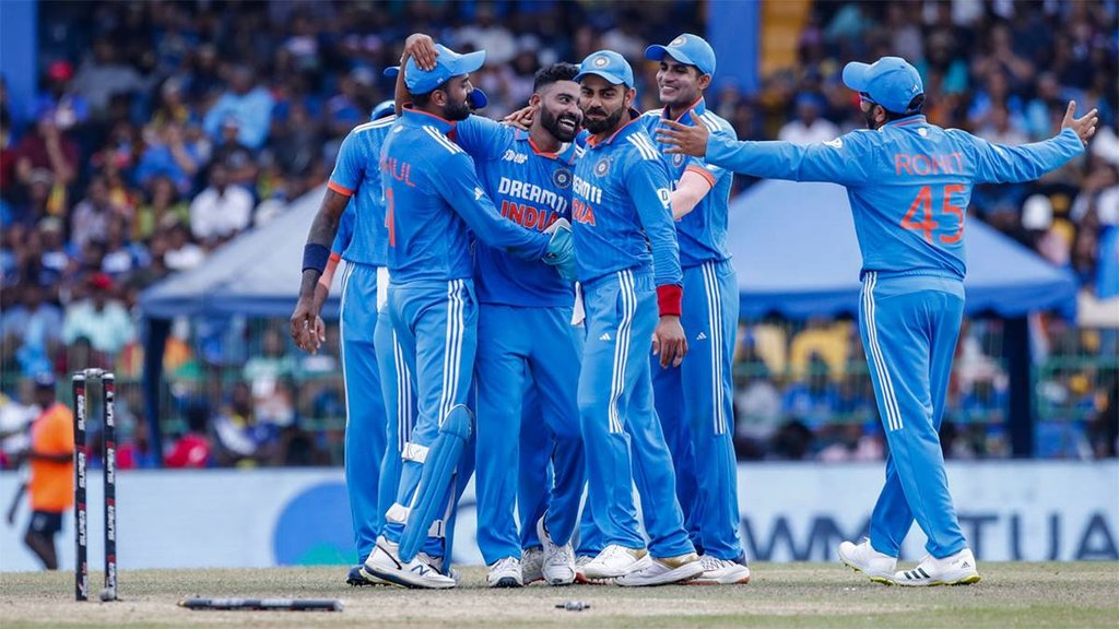 Asia Cup Final | Ind vs SL | Asia Cup 2023 | Mohammed Siraj | Jasprit Bumrah | Hardik Pandya | Team India | Indian cricket team | Siraj | Rohit Sharma |
