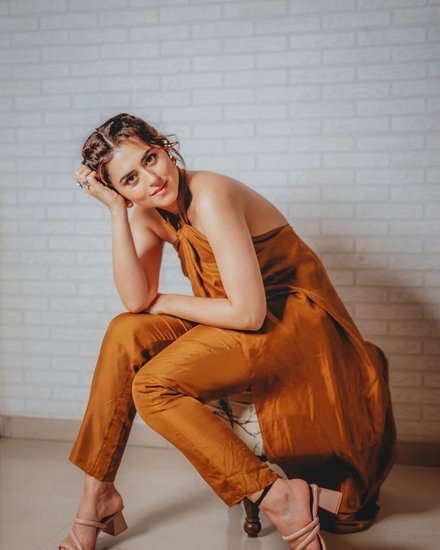 ridhi dogra