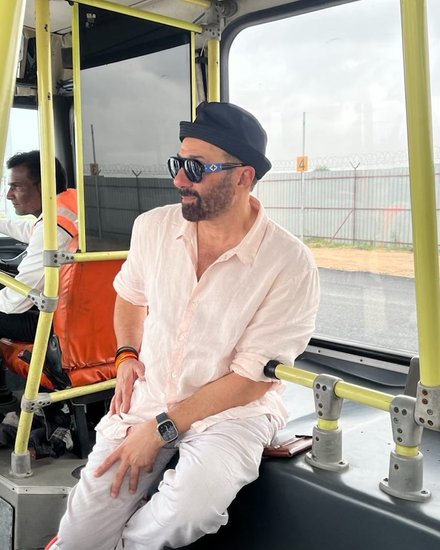 sunny deol never read dialogues