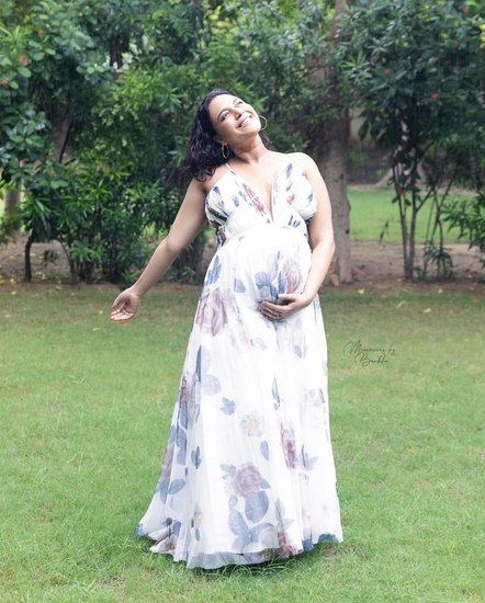 Swara Bhasker Troll