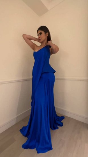 Mouni Roy instagram