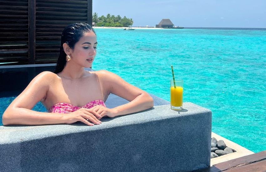 Sonal Chauhan Maldives Vacation Pics