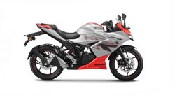 Bike Finance Plan: स्पोर्ट्स बाइक के शौकीन हैं? तो महज 20 हजार देकर आपकी हो सकती है Suzuki Gixxer SF, जानें कितनी बनेगी मंथली EMI
