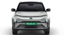 Tata Nexon EV Facelift: टाटा मोटर्स ने लॉन्च किया नेक्सॉन ईवी का नया अवतार, जाने कीमत के साथ नई रेंज, फीचर्स और स्पेसिफिकेशन की कंप्लीट डिटेल