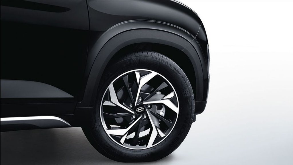Top 5 Best Selling SUVs India । Best Selling SUVs August । Best Selling SUVs India August
