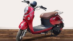 EV in Focus: 75 हजार कीमत वाला Trinity Motors Amigo इलेक्ट्रिक स्कूटर, रेंज और फीचर्स में कितना है किफायती, जानें यहां