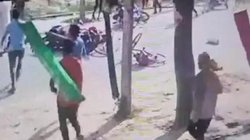 UP: अंबेडकरनगर की घटना पर पुलिस का बड़ा एक्शन, छात्रा का दुपट्टा खींचने वाले आरोपियों को मारी गोली