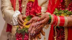 बिहार टू यूपी…पति ने पत्नी की उसके प्रेमी से कराई शादी, जानिए क्या है पूरा मामला