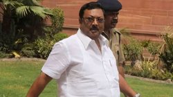 बेंगलुरु में DMK नेता अलागिरी के करीबी का कत्ल, 15 से ज्यादा संगीन मामले में था आरोपी, पुलिस को गैंगवार का शक