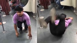 मेट्रो में गुलाटी मार रहा था शख्स, हो गई गलती; वीडियो पर खूब मजे ले रहे लोग