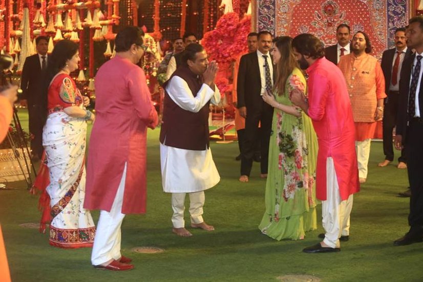  Mukesh Ambani