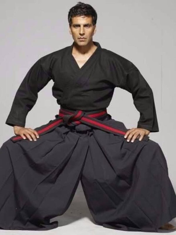 BOLLYWOOD STARS SPORTS LOVER