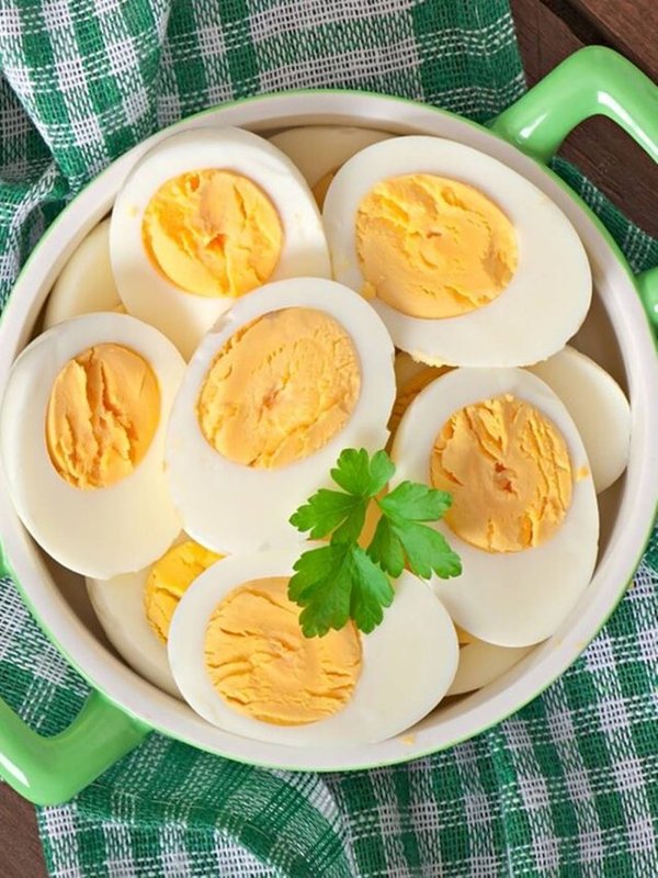 EGGS - HOW MANY EGGS ONE SHOULD EAT IN ONE DAY