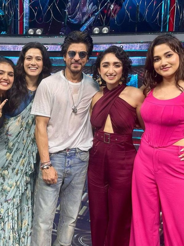 SHAHRUKH KHAN JAWAN CO-STARS