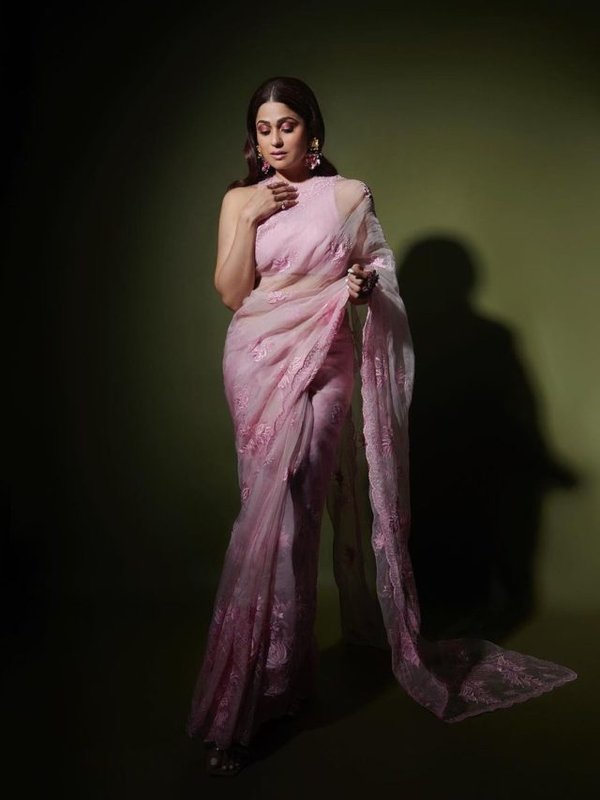 Shamita Shetty Saree Look (5)