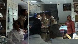 चारों तरफ CCTV, लोहे की दीवार, मजबूत लॉकर… फिर चोर कैसे उड़ा ले गए करोड़ों के हीरे? दिल्ली की सबसे बड़ी चोरी में कहां तक पहुंची पुलिस
