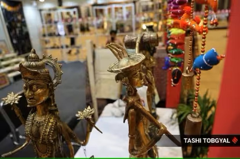 Sculptures in G20 craft Bazaar
