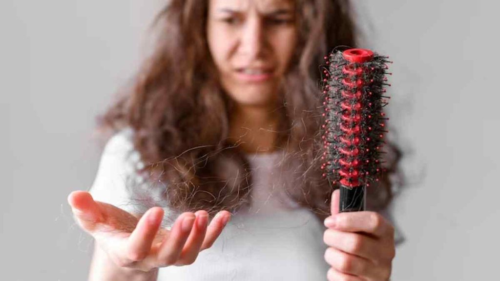 Hair Fall In Dream। Dream Astrology। dream interpretation। hair fall dream meaning