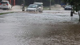 heavy rain | lucknow | uttar pradesh |