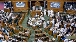 जब संसद में कांग्रेस MP ने कर दिया था पेपर स्प्रे, बुलानी पड़ गई थी एंबुलेंस, जानिए क्या थी वजह