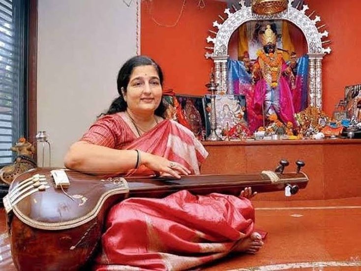 anuradha paudwal husband name