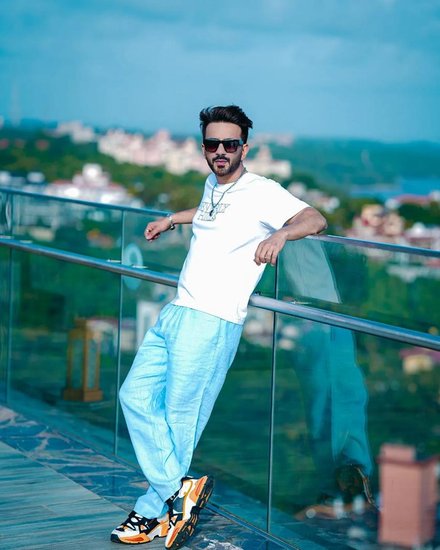 Ali Merchant-andleeb zaidi Wedding