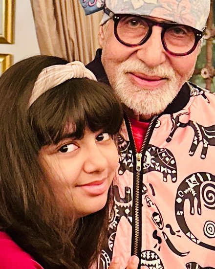 Aishwarya Rai removes jaya bachchan from Aaradhya amitabh bachchan photo