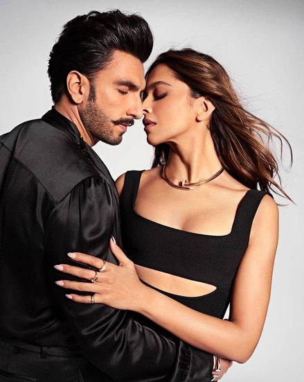 Deepika Padukone Look