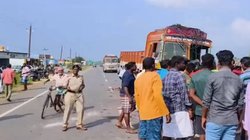तमिलनाडु में कार और लॉरी की टक्कर में आठ लोगों की मौत, राजस्थान में ट्रक और क्रूजर जीप भिड़ी, सात की गई जान