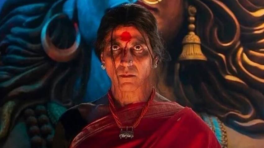 ओटीटी पर रिलीज हुई लक्ष्मी, अतरंगी रे और कठपुतली रिलीज हुई। इसमें किसी को कुछ खास तारीफ नहीं मिली।