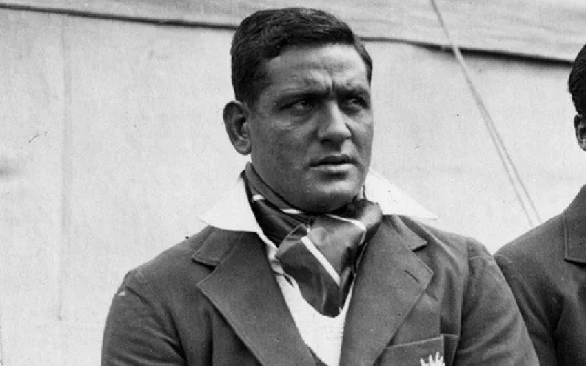 pakistani cricketer Amir Elahi