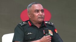 Indian Army Chief: सीमा, सुरक्षा और रूस-यूक्रेन का जिक्र कर सेना प्रमुख ने कई मुद्दों पर रखी अपनी राय, बोले- हम हथियारों के इंपोर्ट पर निर्भर नहीं रह सकते