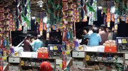 कानपुर में बीजेपी के एक और पार्षद की गुंडई का वीडियो वायरल, बुजुर्ग को सिगरेट के लिए पीटा!
