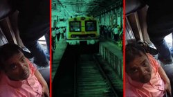 Mumbai Local Train Viral Video: ट्रेन में बैठे शख्स को यात्री ने कहा ‘अंकल उठ जाओ’, रिएक्शन देखकर नहीं रुकेगी हंसी