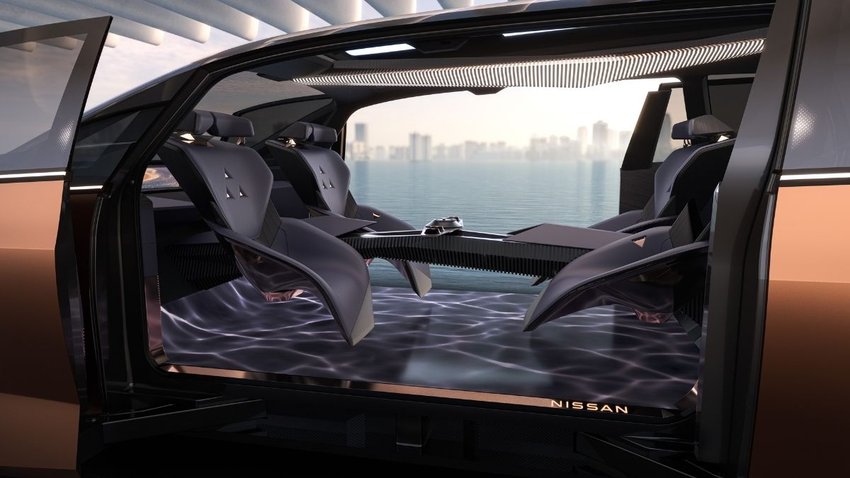 Nissan Hyper Tourer concept highlights