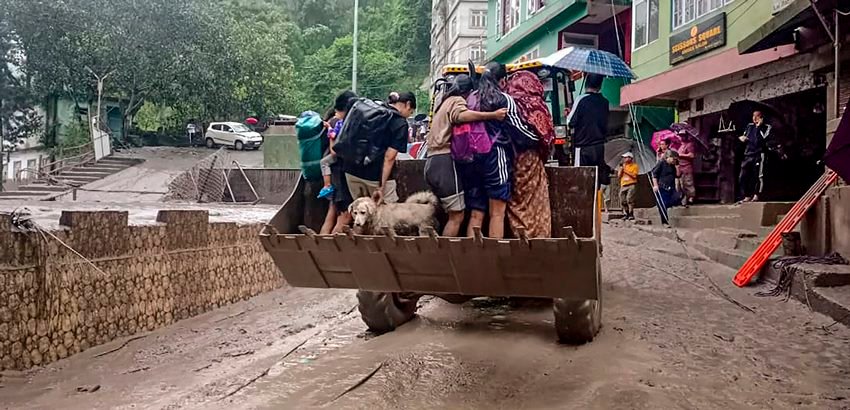 flash flood sikkim