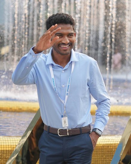 इंडियन एथलीट अविनाश साबले भी इस कार्यक्रम में हिस्सा लेने पहुंचे थे। (PTI Photo)