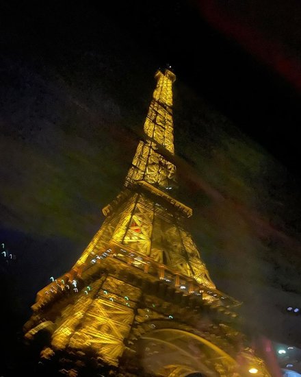 aishwarya rai bachchan ramp walk Paris fashion week