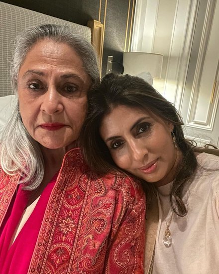 Navya Naveli Nanda aishwarya rai paris fashion week