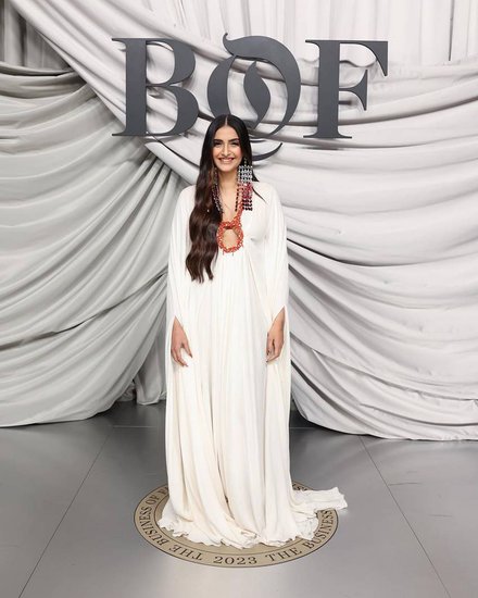 sonam kapoor news