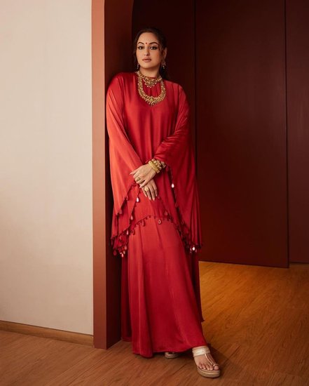 Sonakshi Sinha instagram