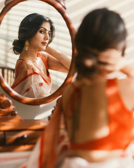 rhea chakraborty pics