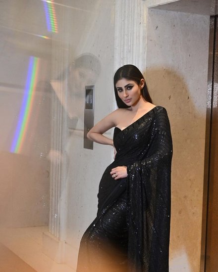 Mouni Roy Photos