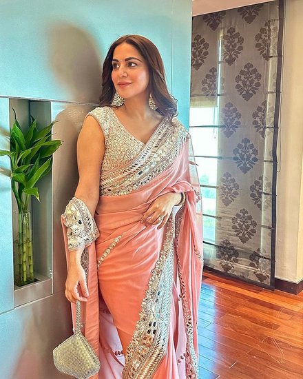 Shraddha Arya griha parvesh