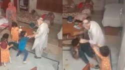 बेरहम ससुर! खाना देने में हुई देरी तो बहू की कर दी पिटाई, चिल्लाते रहे बच्चे फिर भी नहीं माना