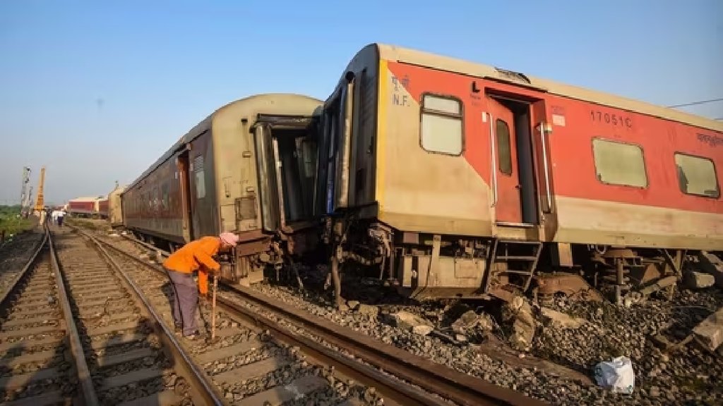 bihar, train, accident