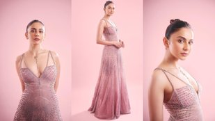 Rakul Preet became a Barbie doll, looked very beautiful in pink gown